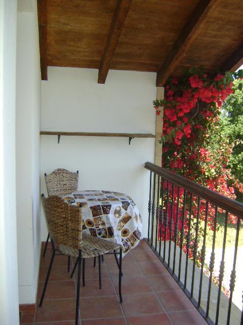 Apartamentos Dos Robles Somo Exteriör bild