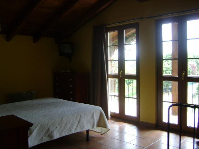 Apartamentos Dos Robles Somo Rum bild